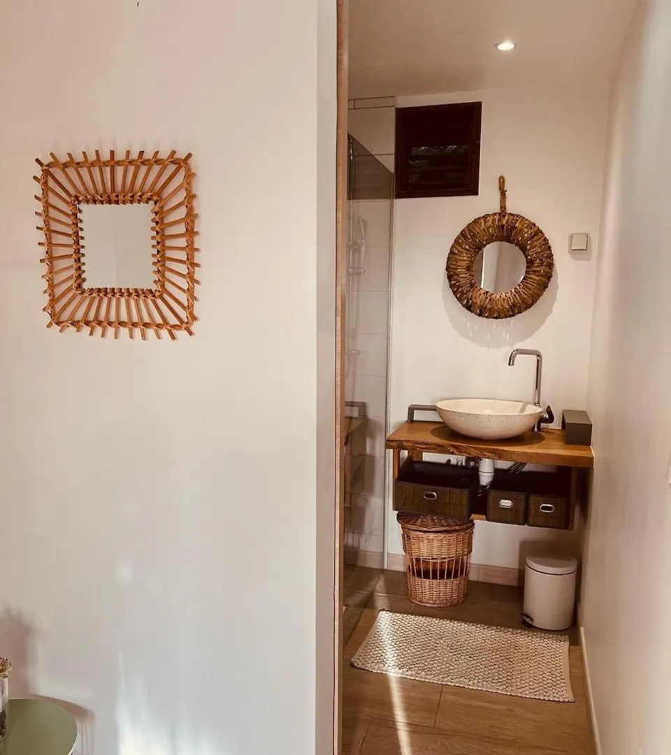 Aloes, T2 Residence Le Loys A Ste Anne Sainte-Anne Apartment
